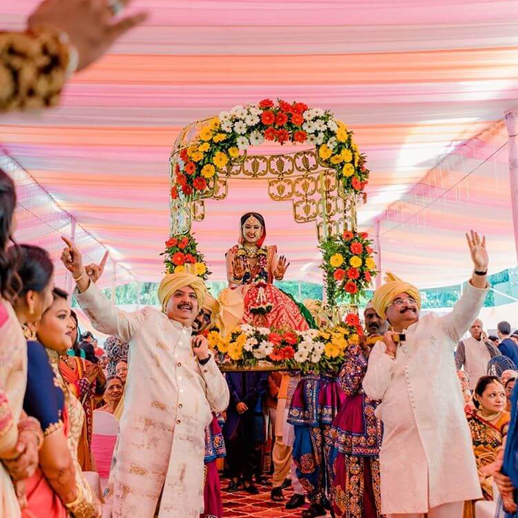 bride doli on rent vadodara
