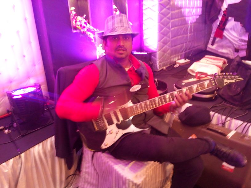 indian guitar players vadodara