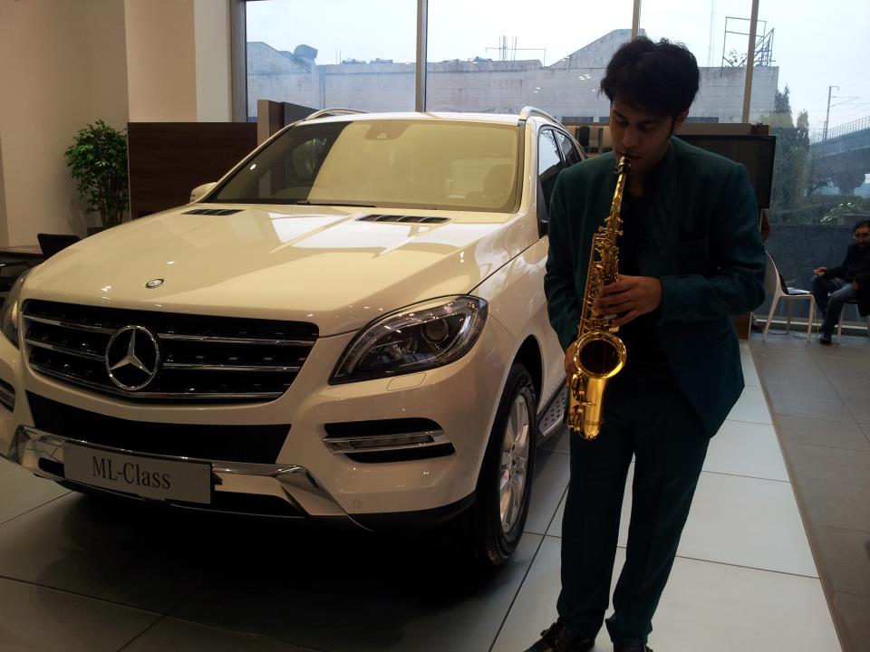 best saxophone artist vadodara